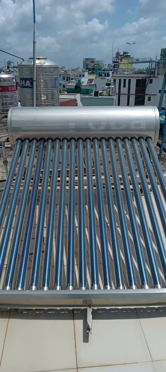 Giá Sửa Máy Nước Nóng Lượng Mặt Trời