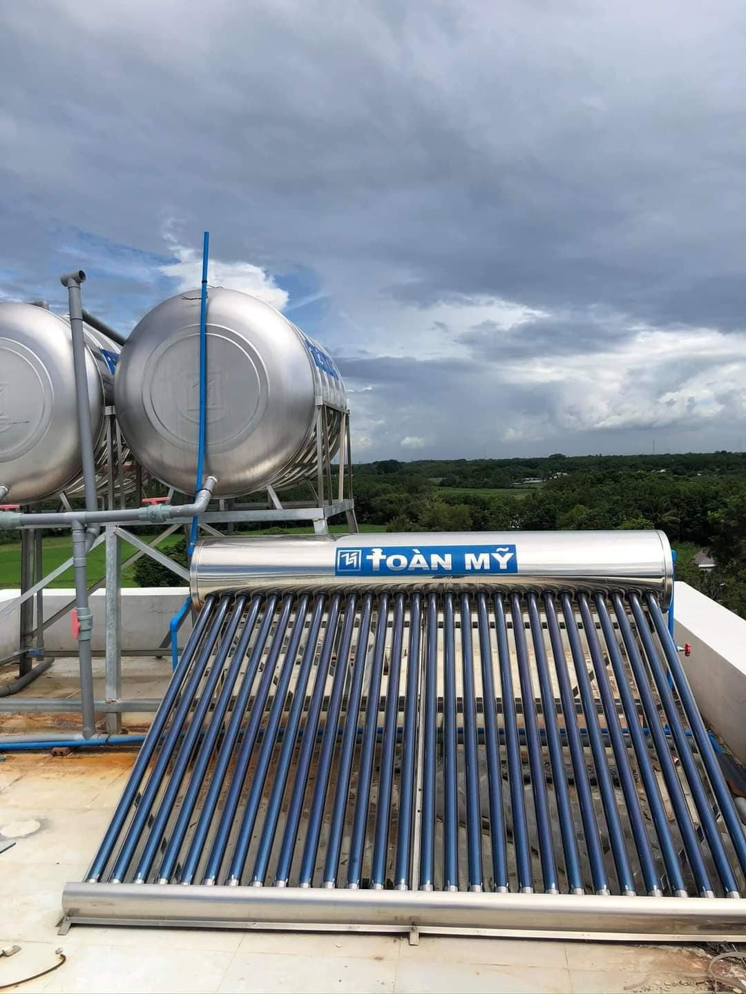Dịch Vụ Sửa Chữa Máy Nước Nóng Năng Lượng Mặt Trời Tại Quận 2