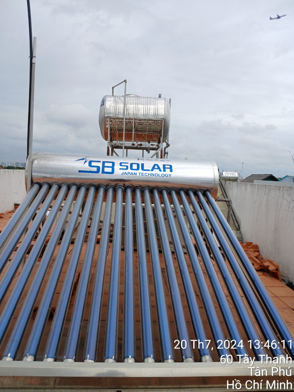 Thợ Sửa Máy Nước Nóng Năng Lượng Mặt Trời Tại TP.HCM 